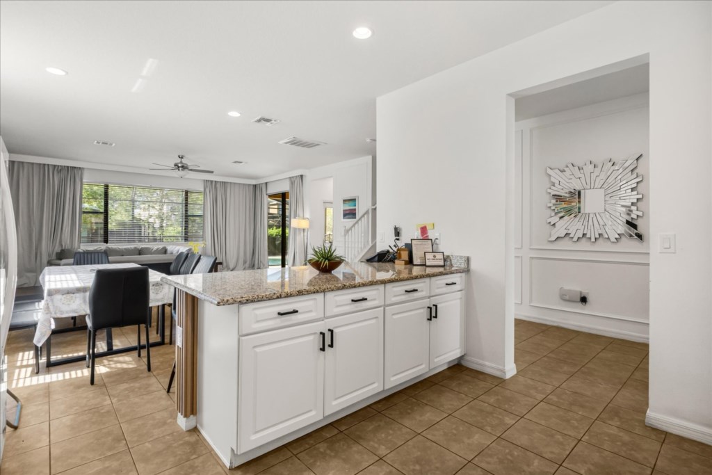 16-2609RosemontCir[3004175]-14